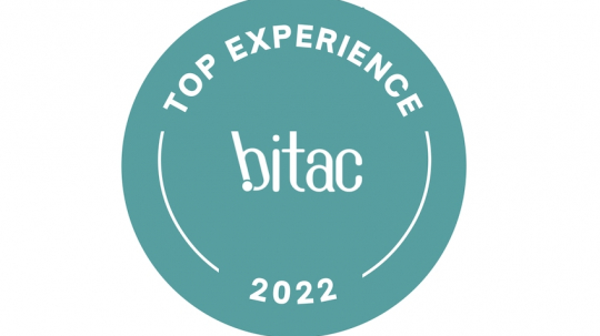 UN PREMIO PER LENTO LISCIO COME L'OGLIO